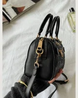 COACH Coach Mini Rowan Crossbody in Signature Black Leather 17 x 12 x 10 COACH — головне фото товару