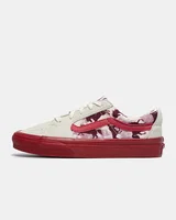Vans SK8-Low "Rice Baijiu Red Horse Print" VN0A4UUK6BT — головне фото товару