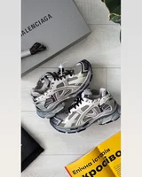 Balenciaga Runner Vintage Bone — головне фото товару