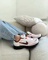 Nike Initiator white black burgundy — головне фото товару