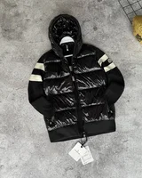 Куртка Moncler — головне фото товару