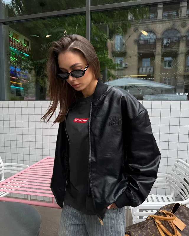 Miu Miu Leather Bomber Jacket Black — головне фото товару