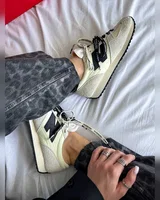 New Balance 471 Beige/Black — головне фото товару