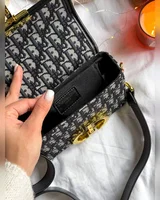 Dior Christian Dior 30 Montaigne Bag Black/Beige 17 x 12 x 7 — головне фото товару