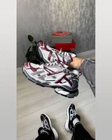 Balenciaga Runner Burgundy Grey БІЛЬШОМІРЯТЬ — головне фото товару