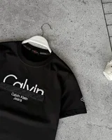Футболка Calvin Klein — головне фото товару