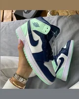 Nike Air Jordan 1 Mid Mystic Mint — головне фото товару