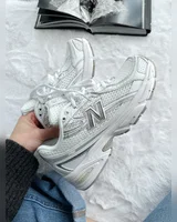 New Balance 740 White — головне фото товару