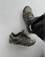 Asics Gel-Kahana 8 Khaki Gore-Tex — головне фото товару