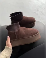 UGG Classic Dipper Low Brown — головне фото товару