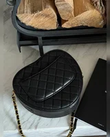 Chanel Heart Chain Clutch Bag Black Магнітна Коробка 19x17x7 — головне фото товару