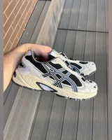 Asics gel-kahana TR V4 Beige black — головне фото товару