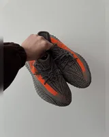 Adidas Yeezy Boost 350 V2 Beluga Reflective — головне фото товару