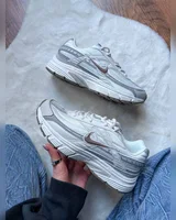 Nike Initiator Grey/Brown — головне фото товару
