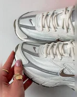 Nike Initiator Grey/Brown — головне фото товару