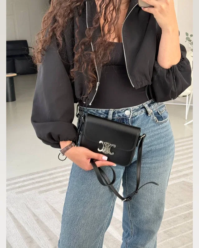 Celine Teen Triomphe Bag Black/Silver in Shiny Calfskin 20 x 15 х 7 — головне фото товару
