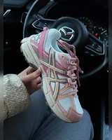 Asics Gel-Kahana 8 Pink — головне фото товару