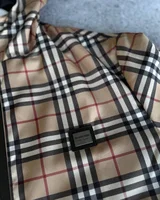 Куртка Burberry — головне фото товару