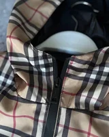 Куртка Burberry — головне фото товару