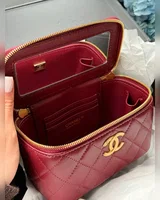 Chanel Classic Red Lambskin Pearl Crush Vanity Bag Gold 17 х 11 х 8 — головне фото товару
