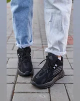 Adidas Yeezy Boost 700 V2 Winter Black — головне фото товару