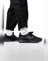 New Balance 327 Triple Black — головне фото товару