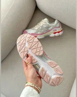 Asics Gel-Nyc Pink — головне фото товару