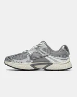 Nike V5 RNR 'Cement Grey Fog Light Orewood Brown' — головне фото товару