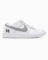 Nike SB Dunk Low x Supreme White/Grey — головне фото товару