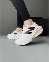 New Balance FuelCell Supercomp Elite V4 White — головне фото товару
