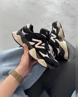 New Balance 9060 Black/Pink Logo — головне фото товару